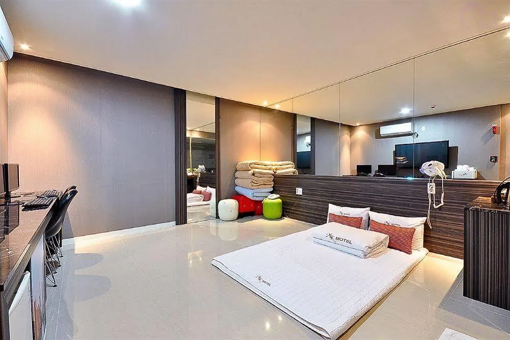 Mk Motel Busan 2*,  Güney Kore